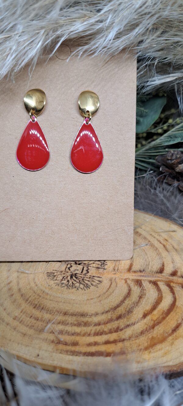 BOUCLES D'OREILLES