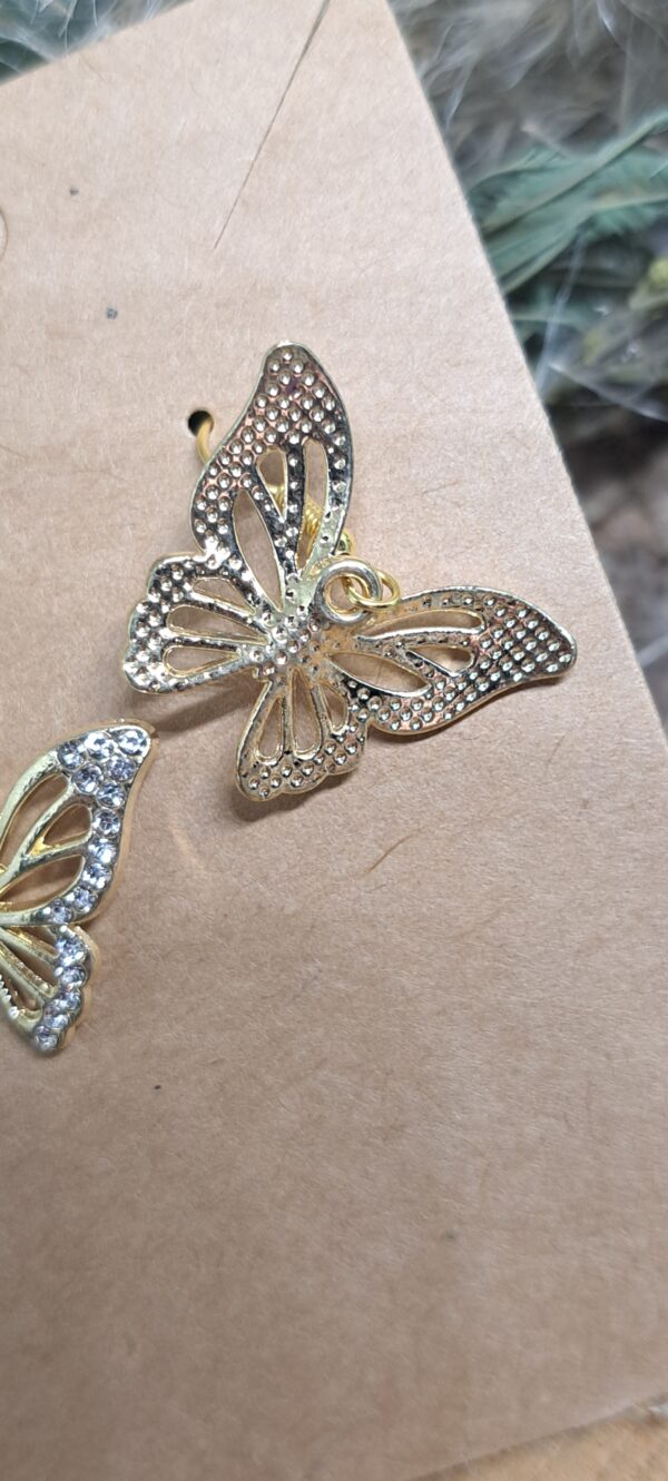BOUCLE D'OREILLES PAPILLON – Image 4