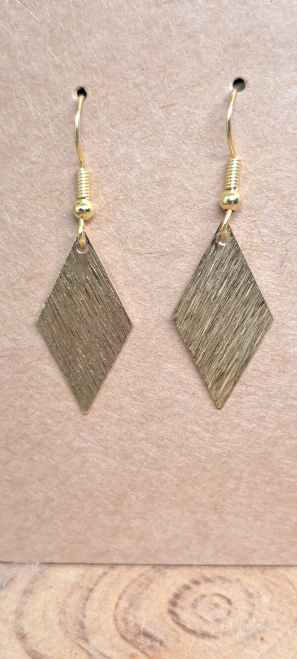 BOUCLE D'OREILLE
