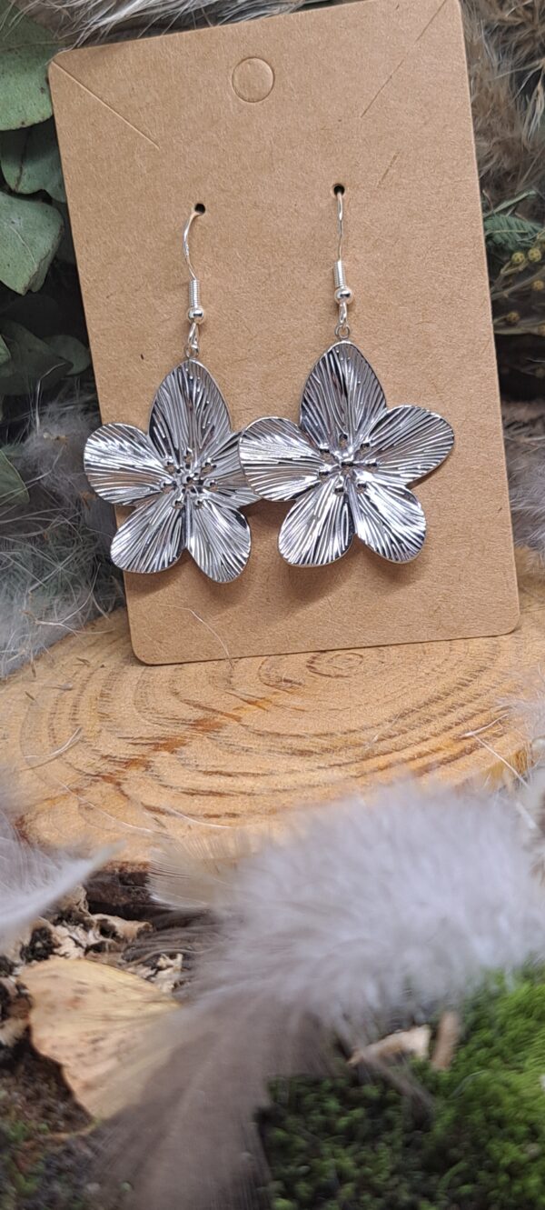 BOUCLE D'OREILLES