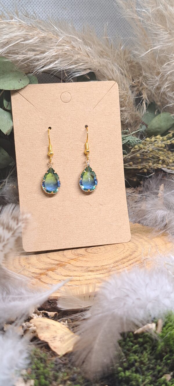 BOUCLE D'OREILLE