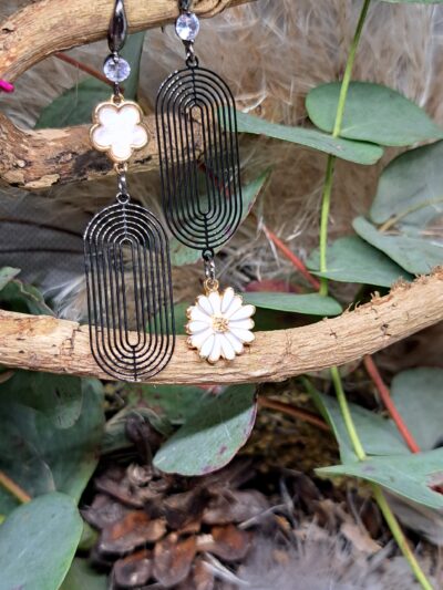 BOUCLE D'OREILLE