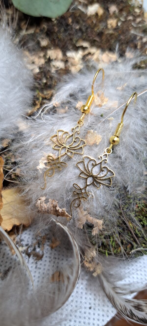BOUCLE D'OREILLE