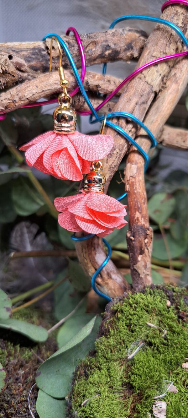 BOUCLE D'OREILLE