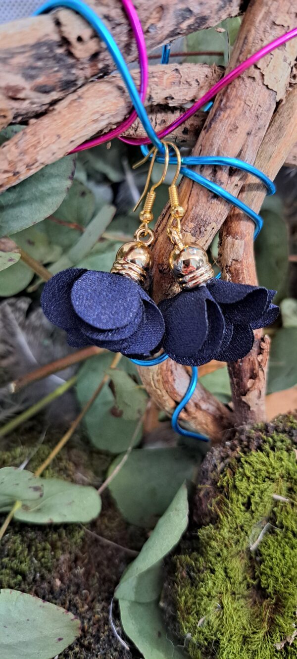 BOUCLE D'OREILLE