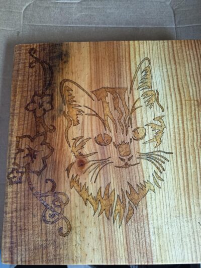 Planche décorative CHAT AVEC FLEURS