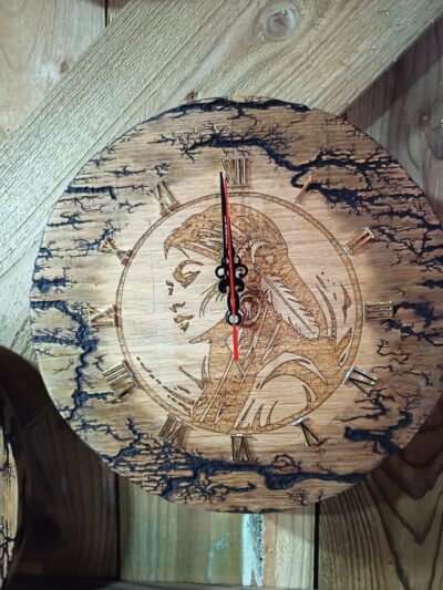 Horloge murale indienne